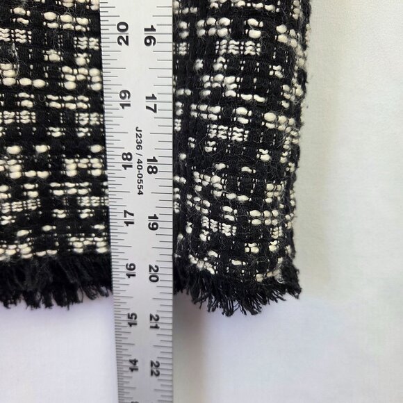 Ann Taylor Tweed Mini Skirt Black & White w/ Fringed Hem Size 8 - Picture 11 of 11